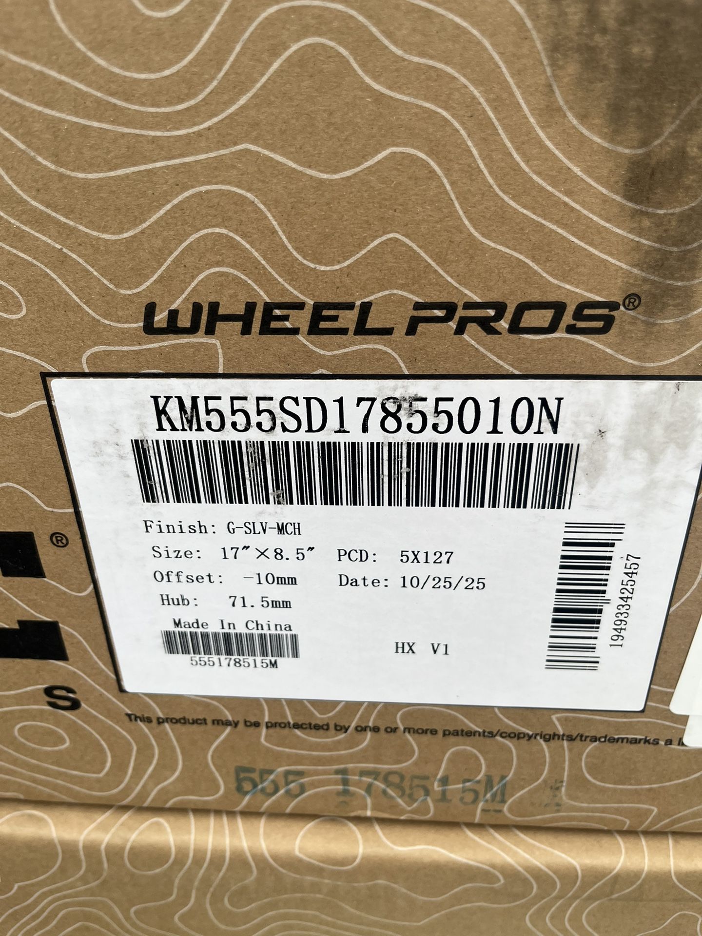 KMC KM555 ATTACK WHEELS 17x8.5 5x5 Silver/ Machined
