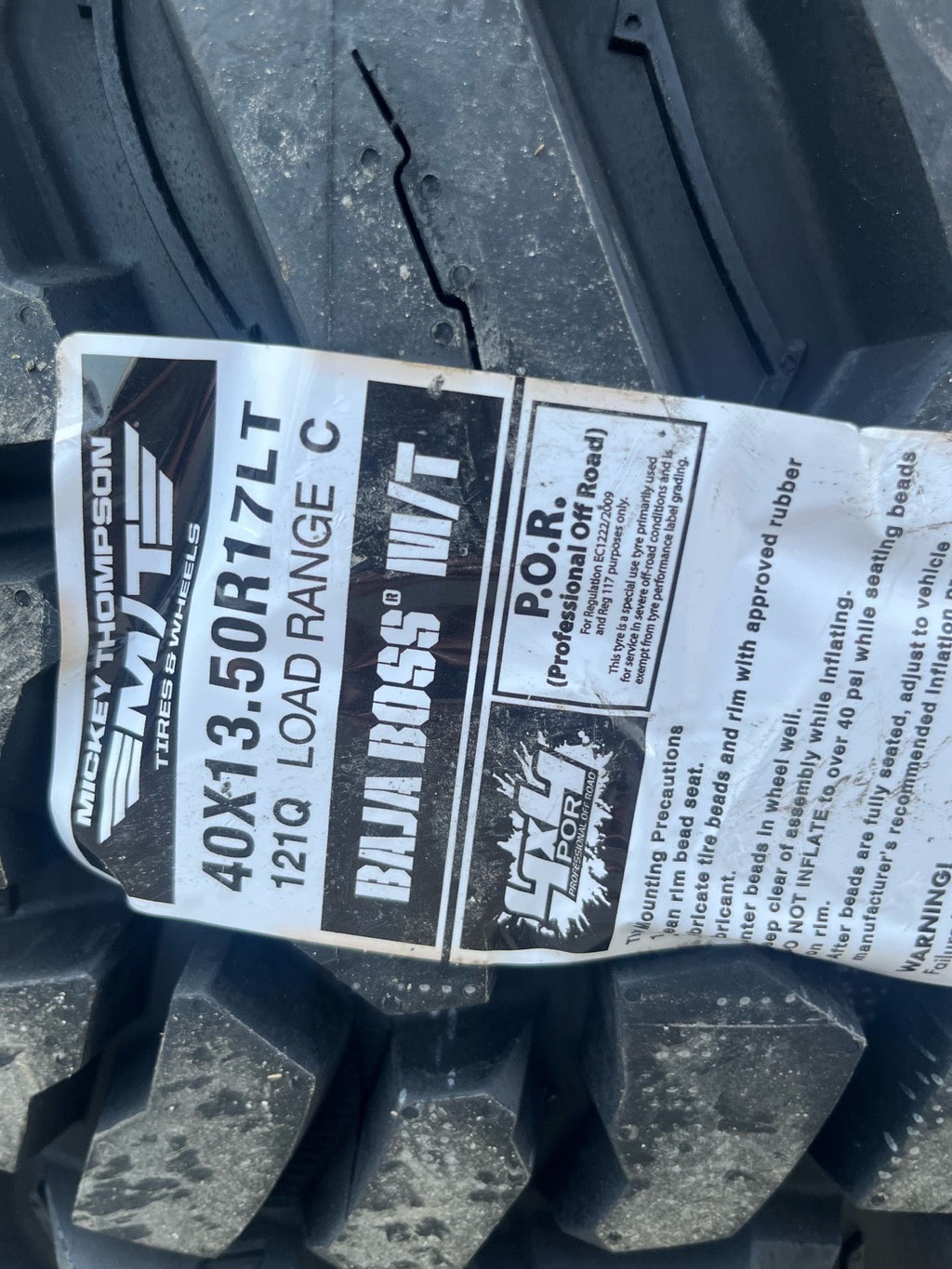 Mickey Thompson Baja Boss MT 40-13.50-17 (5 New)