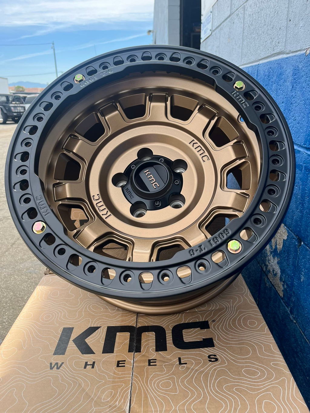 KMC KM236 Tank Bead Lock Wheels 17x9 5x5 Bronze