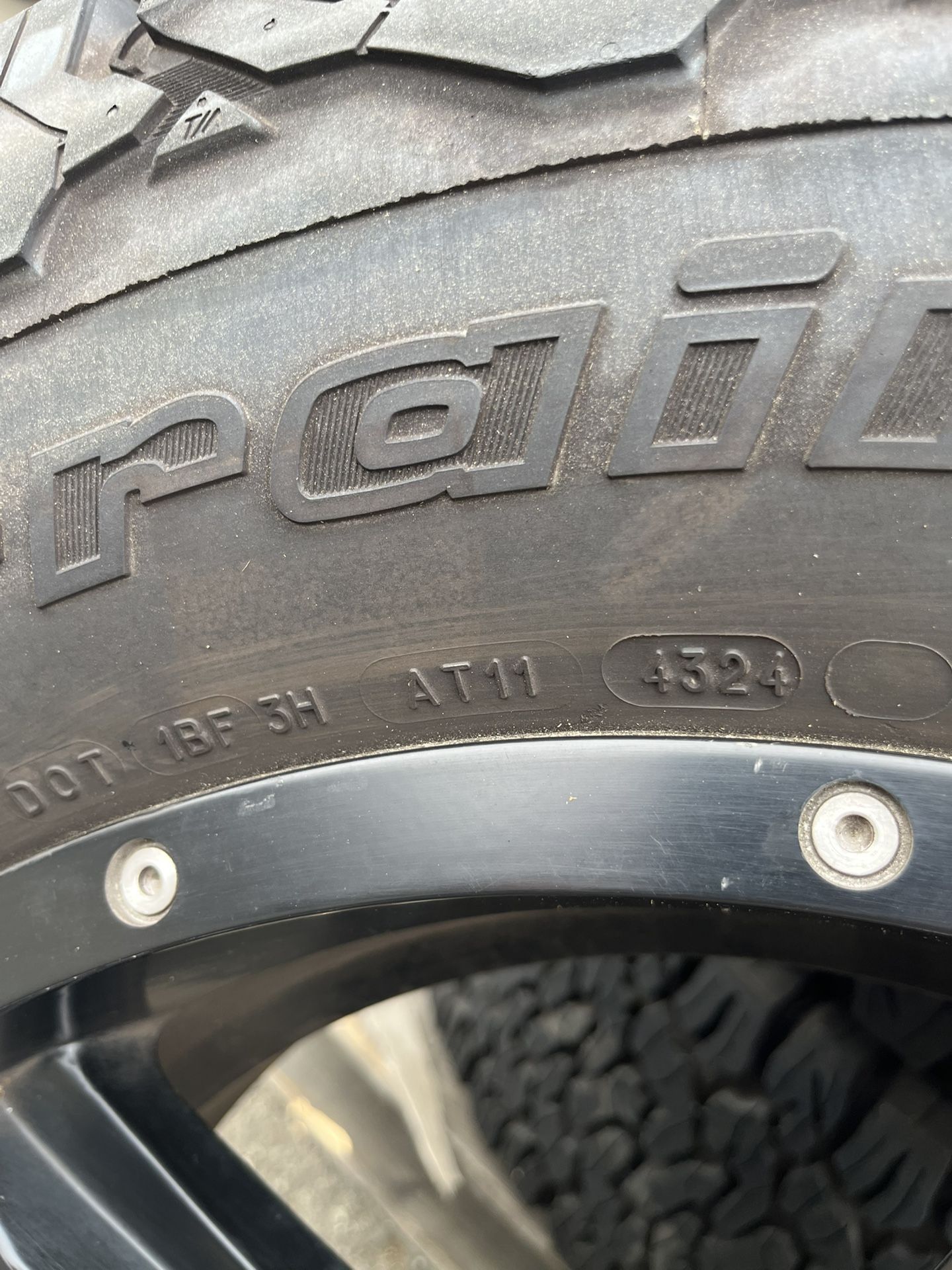 BFG KO2 35-12.50-20 w. American Outlaw Wheels USED (5)