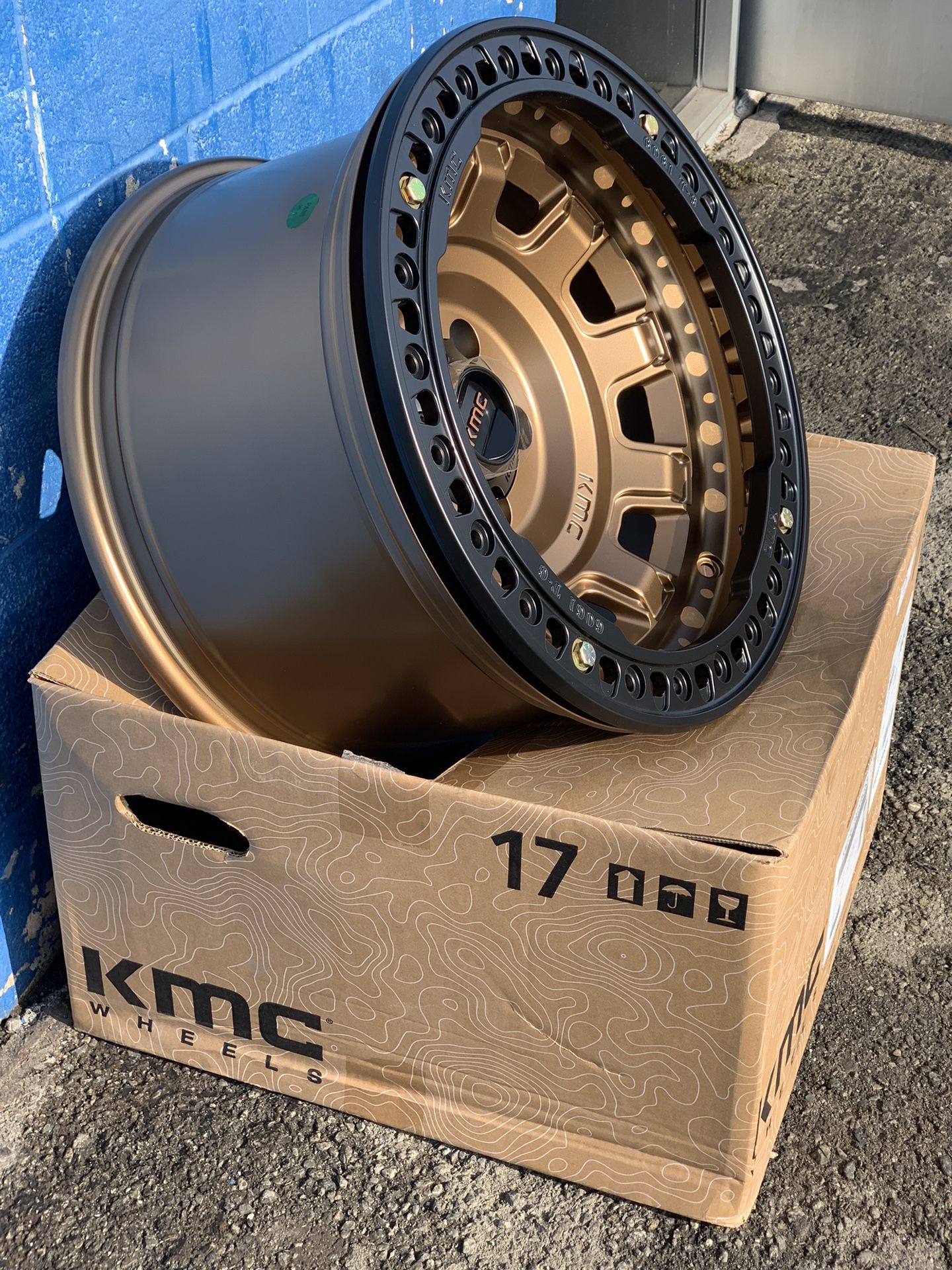 KMC KM236 Tank Bead Lock Wheels 17x9 5x5 Bronze