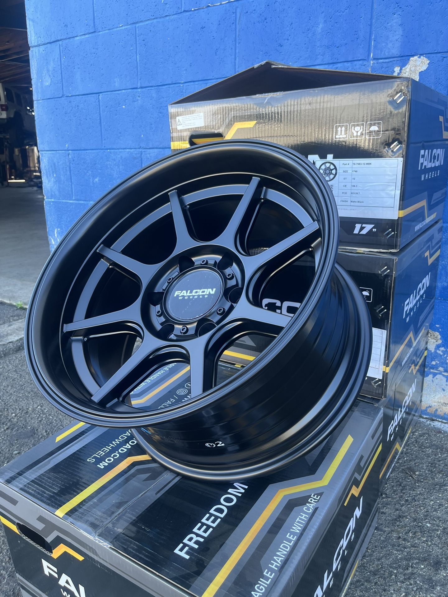 Falcon T8 Seeker Wheels 17x9, 6x139 (4 New)